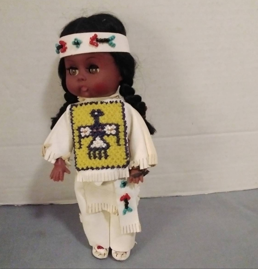 Vintage Ethic American Leather Doll Beaded Outfit Braided Hair 10” Collectible